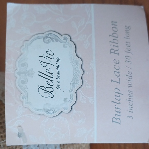 NWT Burlap Lace Ribbon 3 inches wide/30 feet long - Picture 2 of 3